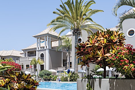 Blue Star Marylanza Suites & Spa